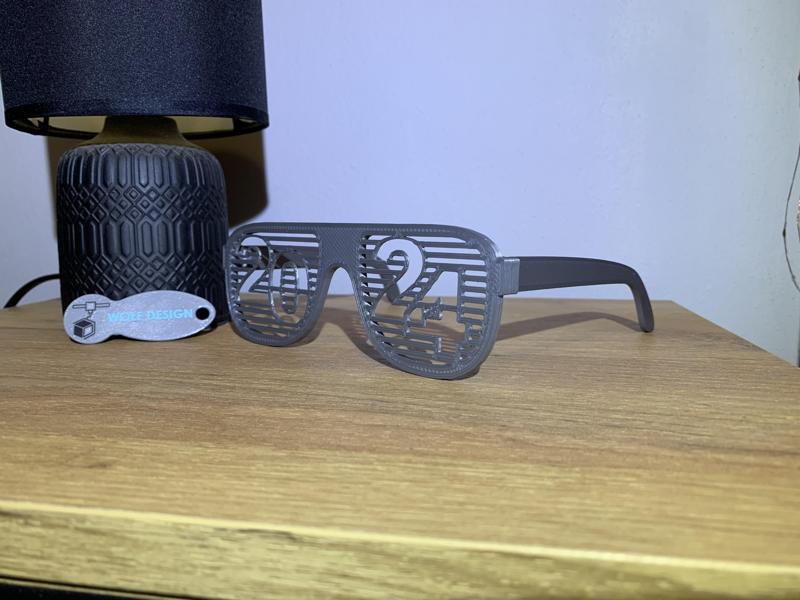 2024 HAPPY NEW YEAR GLASSES