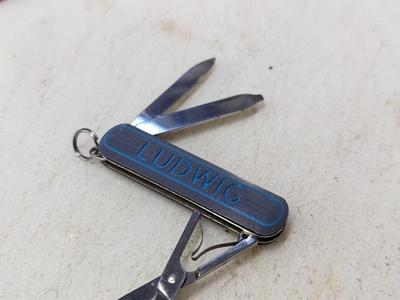 Classic SD Swiss Army Knife Cover