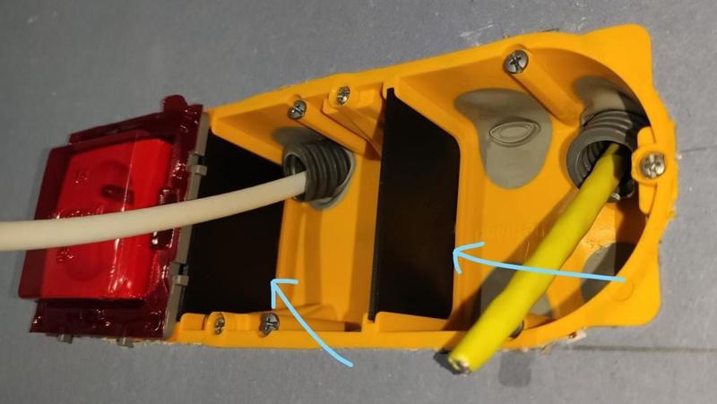 Legrand Batibox Separator