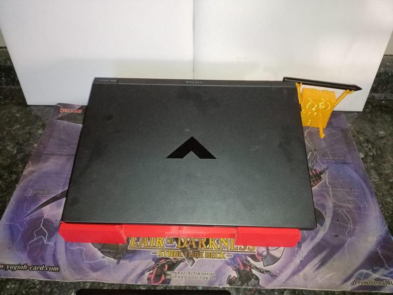 soporte para laptop ajustable