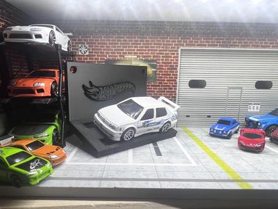 hot wheels wall mount loose open