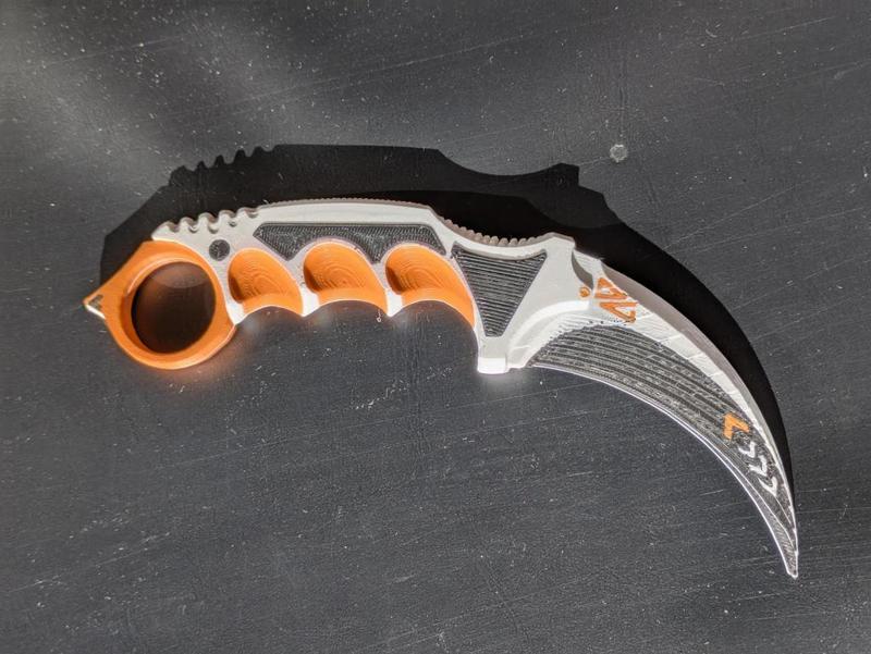 Asiimov Karambit CS2