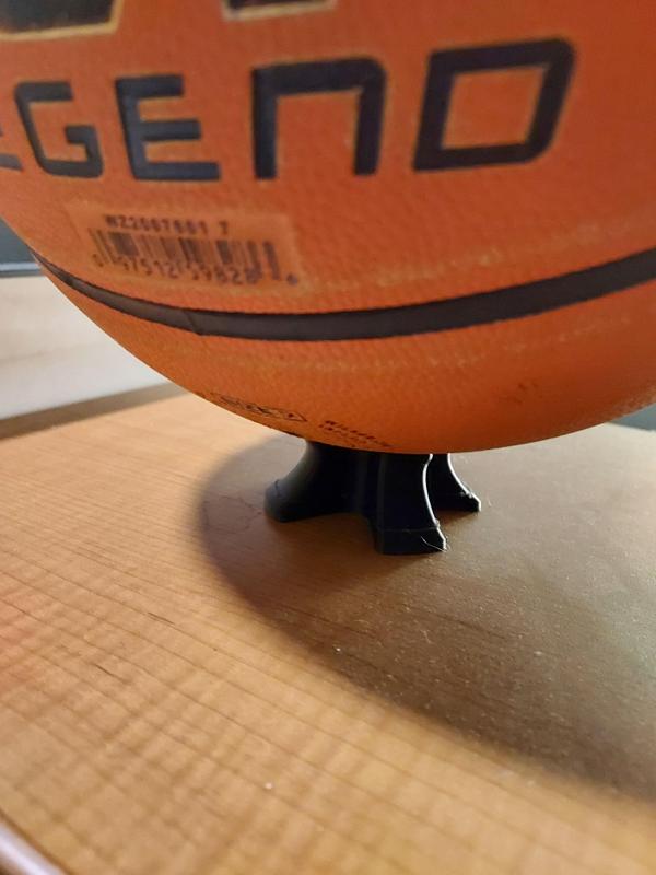 ball holder