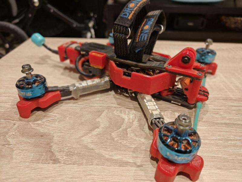 TBS Source One v5 - Core all in one