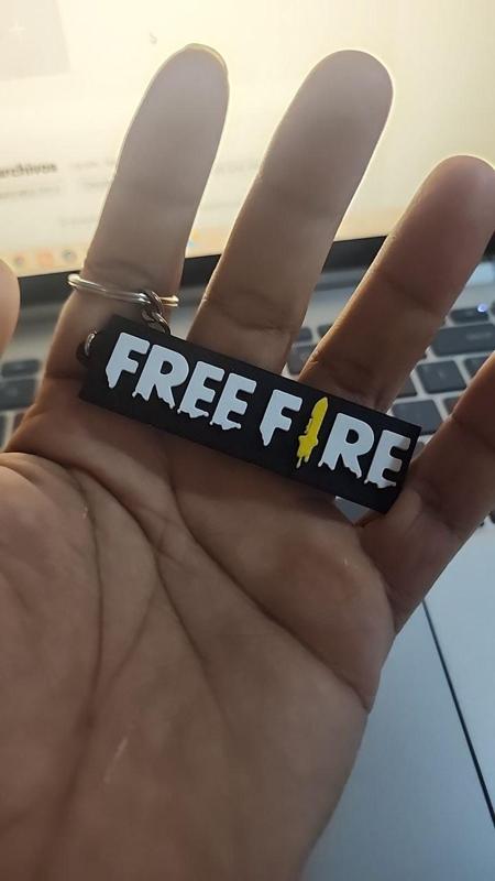 FREE FIRE KEYCHAIN