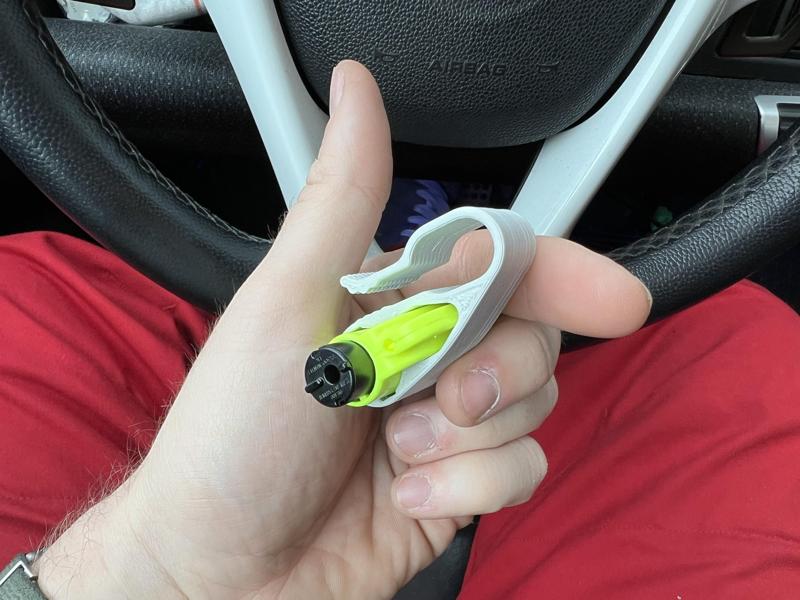 Resqme visor clip for Smart ForTwo (451)