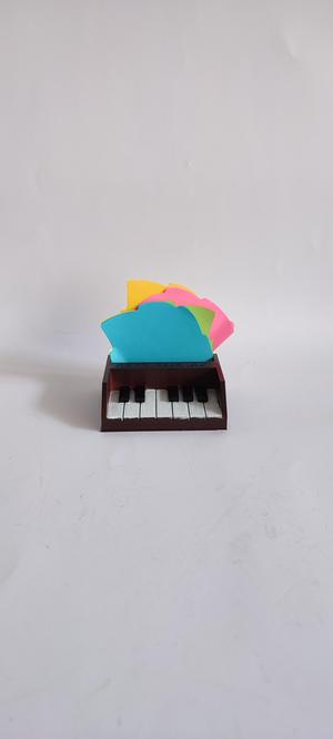 PIANO (container)