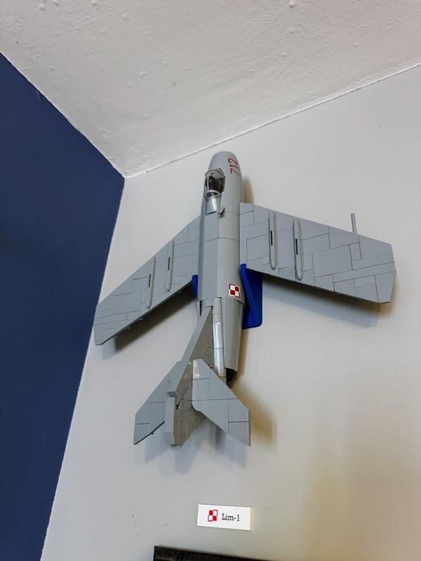 COBI Polish LIM | MIG-15 wall mount