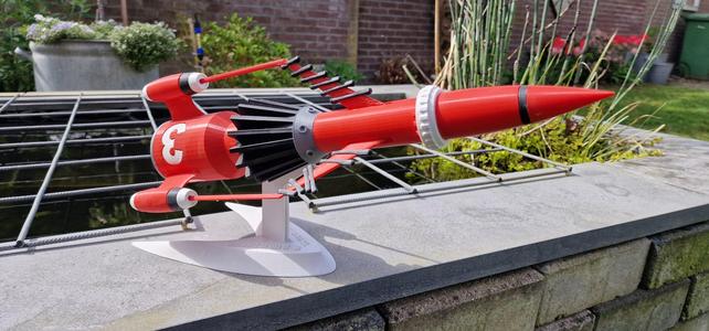 Thunderbird 3 year 1965 Designer Ed van der Heijden.