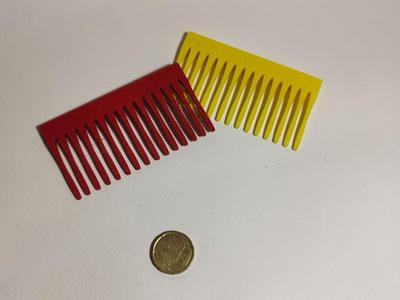 beard comb and relax