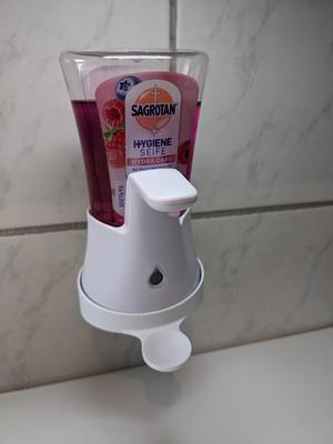 Sagrotan No Touch holder with hidden wall mount