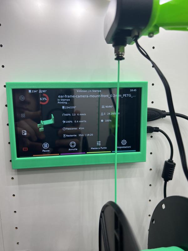 cover display "7"