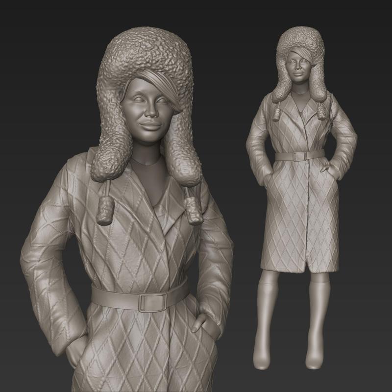 Siberian Winter Woman (25cm)