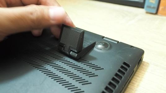 Notebook Folding Stand / Cooler designed in DSM