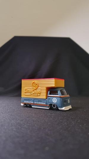 Kombi T2 Pickup 'Elma Chips' - Hot Wheels Custom