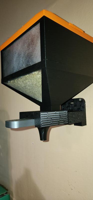 Yerba Mate Dispenser
