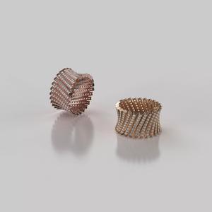 Beautiful Eternity Ring with round gems