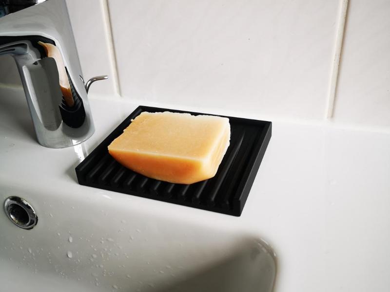Soap dish with drain