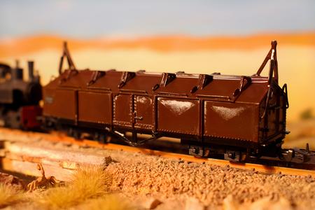 H0e / OO-9 Saxonian KKW gondola with hinged roof hatches