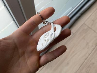 ADIDAS YEEZY FOAM KEYCHAIN