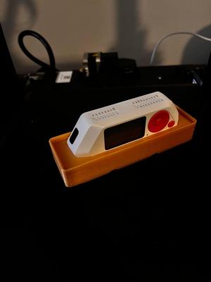 Gridfinity 1x3 Flipper Zero holder (with and without the rubber case)