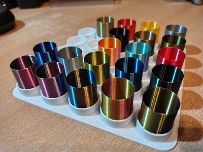 Tray and box for storage and transport of filament samples.