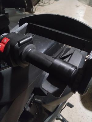 Throttle Spoon for Motorcycle