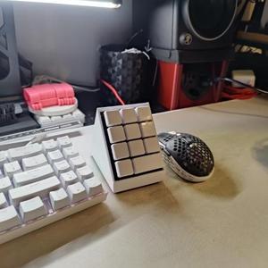 11-Key Macro Pad w/Large Button - Seeduino XIAO based