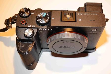 Sony A7c grip extension 