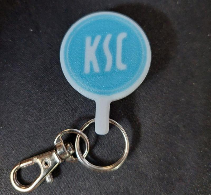 Karlsruher SC Kronkorken / Schlüsselanhänger Bier
