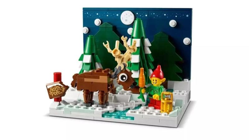 Wikibricks3D - 40484 Santa Front Yard
