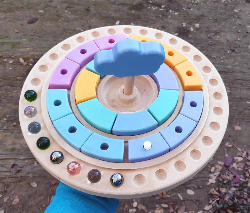 Waldorf calendar toy