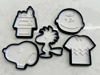 Snoopy cookie cutter and stamp