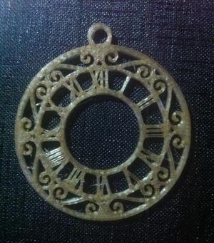 Clock pendant