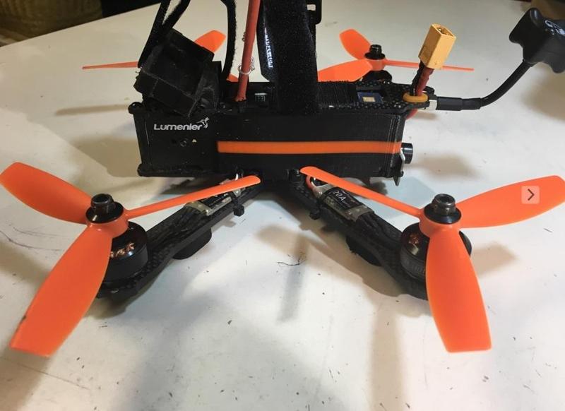 QAV-R side