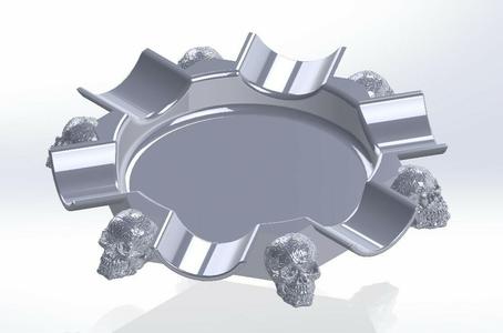 Cigar ashtray with skull motif