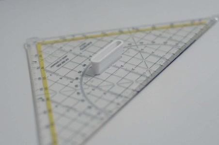Parametric Aristo Set Square Button