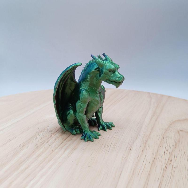 Sitting dragon, decorative figure