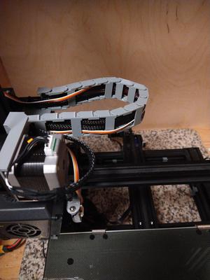 Simple Cable Chain