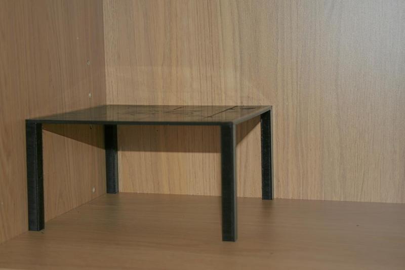 Another parametric customizable stand for my parametric bottle tray