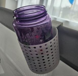 Drink bottle holder for fall-out protection