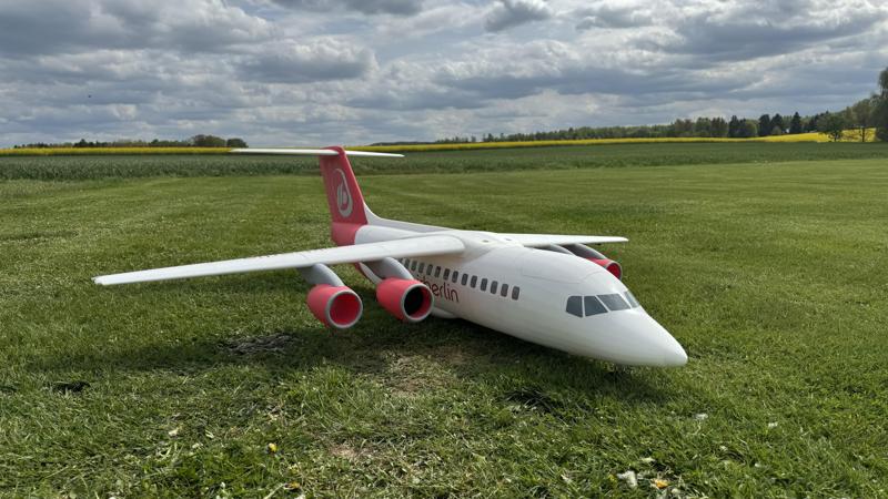 RC BAE 146 EDF twin 70mm Airliner 1800mm 1/15 scale