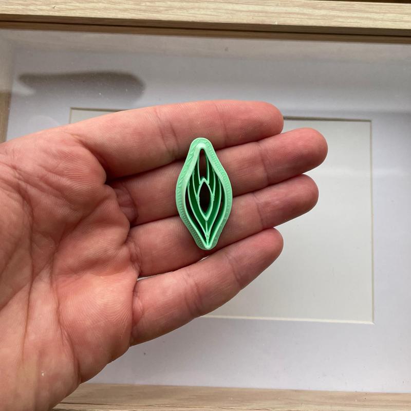 polymer clay cutter #82