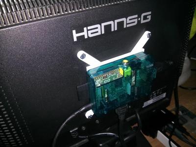 	Raspberry Pi (model B with SB Case) bracket for VESA-mount