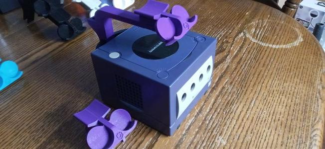 Nintendo GameCube Console Controller Mount
