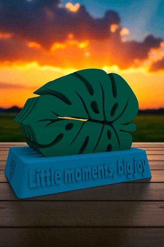 Monstera Leaf Coaster Set with Podium - "Little moments, big joy" Monstera Leaf Coaster Set with Podium (4 pcs.) and inscription "Little moments, big joy "Storage Stand (4 pcs.)