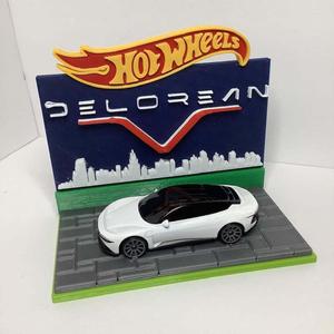 Delorean Five Hot Wheels display