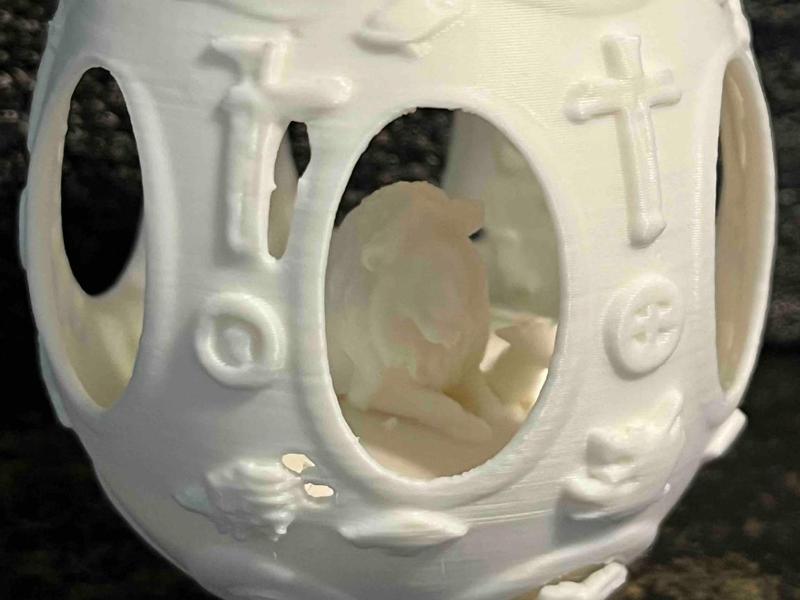 The Lion and The Lamb Easter Egg