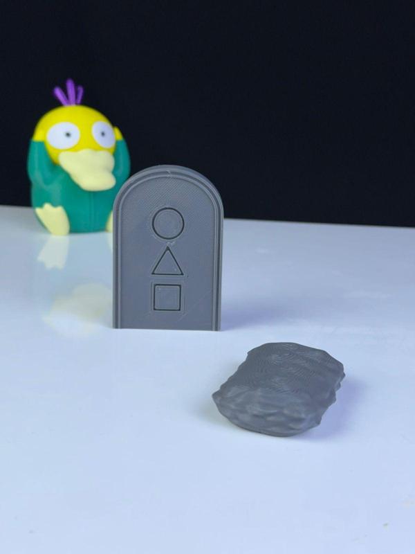 Flying Stone - Squid Game