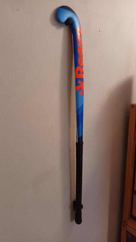 Hockey-Stick Wall Mount Vertical